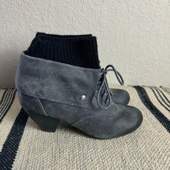 Dr. Scholls Womens Ali Elephant Ankle Boots Gray Suede Leather - Picture 2 of 7